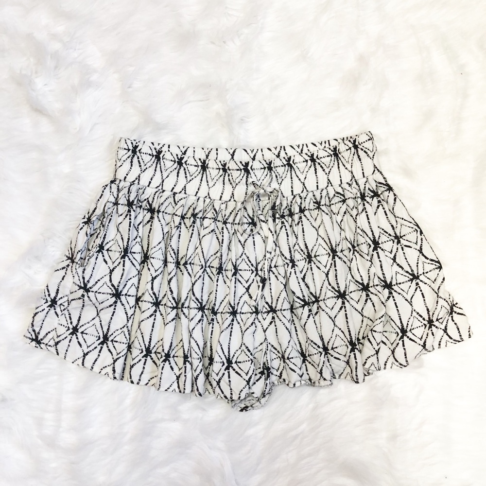 Forever 21 Women’s Shorts Size Large